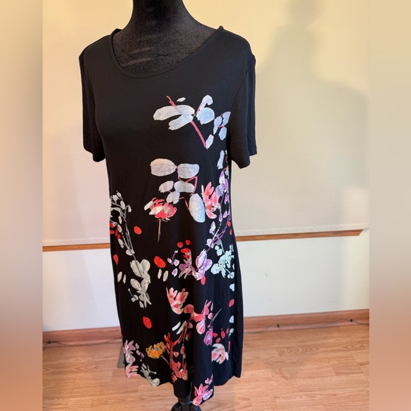 Deaigul dress for women (Spain). Size Large, floral print - Picture 3 of 7